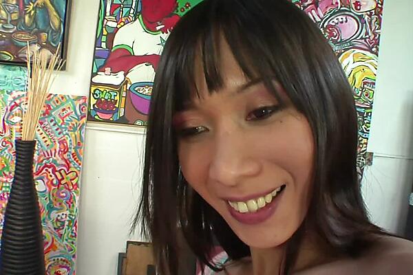 Asian MILF getting poundend