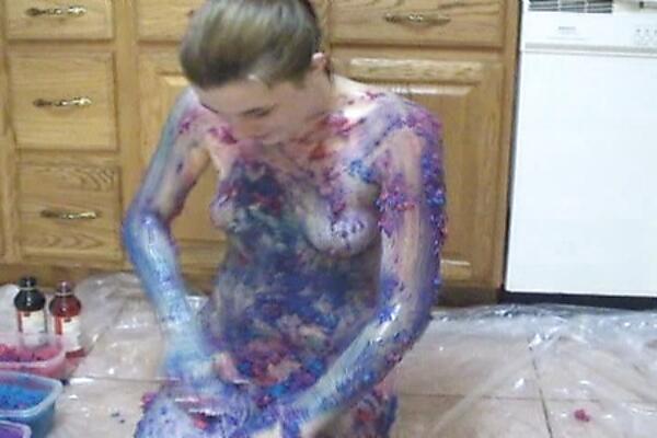 Amazing Amateur Home Videos 29: Halley Storm, Scene 5